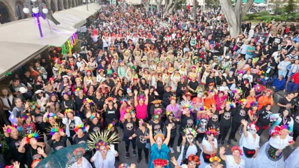 Realiza el IMDP Activación Física Musicalizada en celebración del Día de Muertos